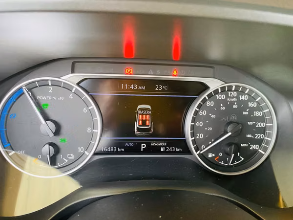 VENDO NISSAN X TRAIL and POWER ADVANCE E e FORCE 2024 IMPECABLE