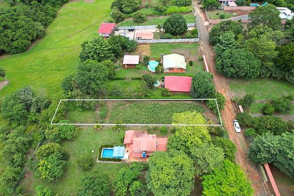 SALE OF RESIDENTIAL LOT IN CEIBA, OROTINE (FAU)