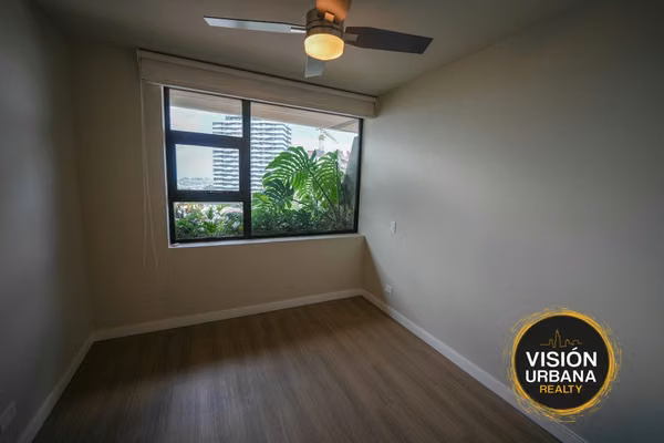 Apartamento de 3 Habitaciones con Línea Blanca en Alterego