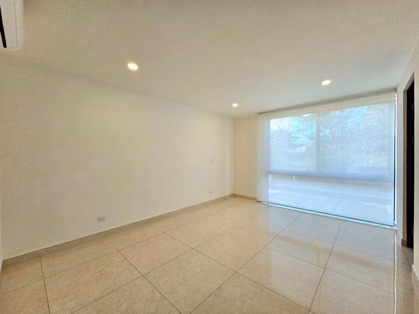 Santa Ana - Appliances - 204m2 - Spacious Terrace