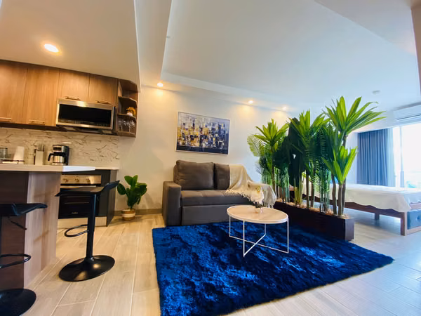 Alquiler de apto Full Amoblado, tipo Studio, En condominio Be Cariari, Heredia
