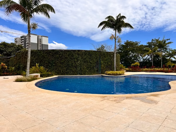 Venta de apartamento en torre Heredia frente a zona franca América