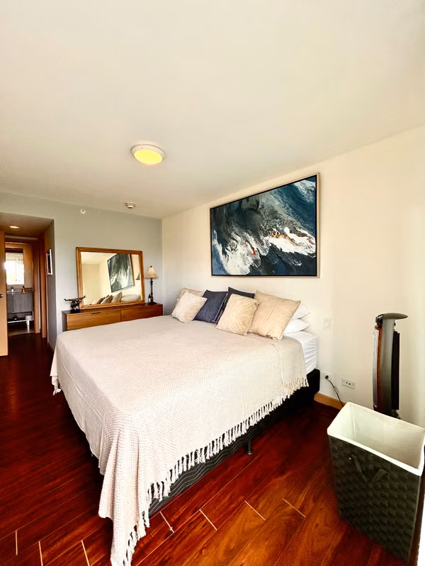 Venta de apartamento en torre Heredia frente a zona franca América