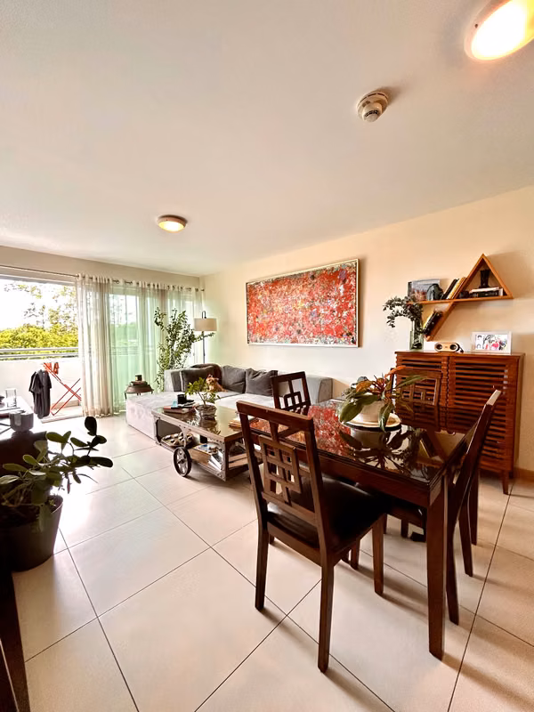 Venta de apartamento en torre Heredia frente a zona franca América