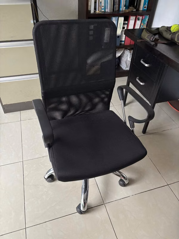 Swivel chair