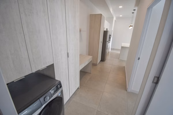Apartamento con Línea Blanca de 2 Habitaciones en Sky Garden Nunciatura