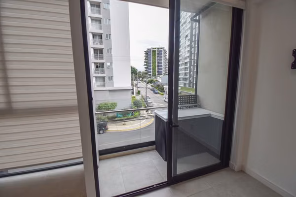 Apartamento con Línea Blanca de 2 Habitaciones en Sky Garden Nunciatura