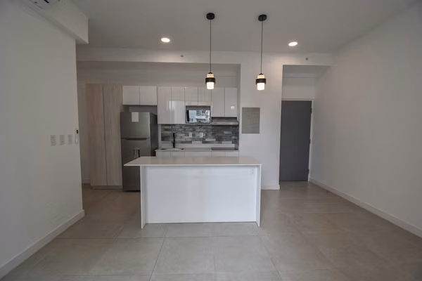 Apartamento con Línea Blanca de 2 Habitaciones en Sky Garden Nunciatura
