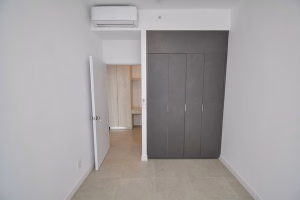 Apartamento con Línea Blanca de 2 Habitaciones en Sky Garden Nunciatura