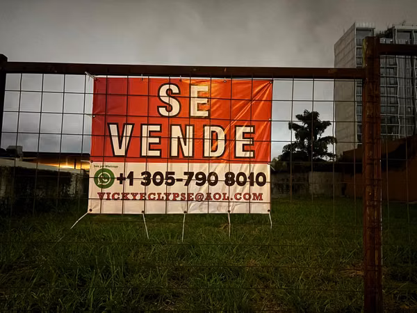 Terreno sobre el Boulevard de Rohrmoser para desarrollos de Torre de Apartamentos!