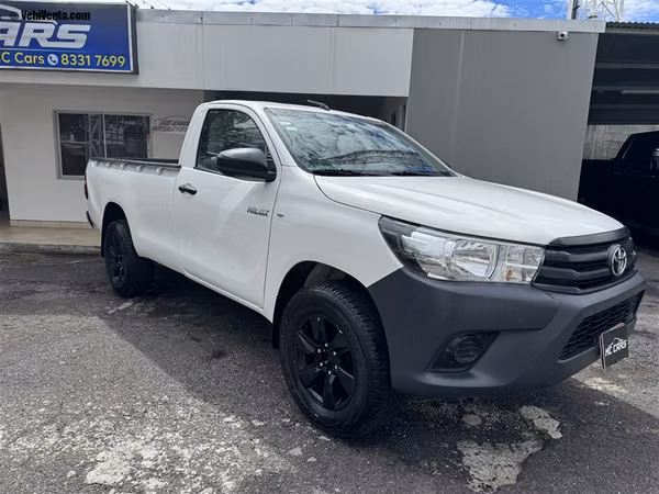TOYOTA HILUX 2023 MANUAL DIESEL BLANCO
