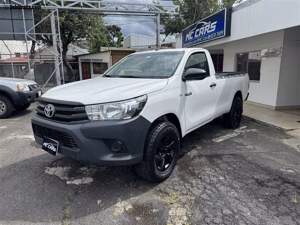 TOYOTA HILUX 2023 MANUAL DIESEL BLANCO