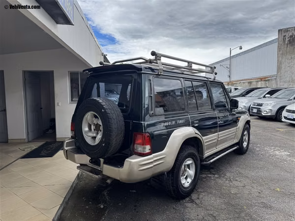 HYUNDAI GALLOPER 2000 MANUAL DIESEL VERDE