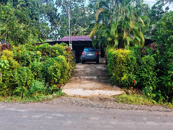 Casa con amplio terreno en venta en San Pedro de Zapotal, Nandayure, Guanacaste (FB)