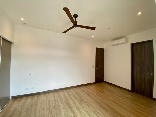 VENTA DE APARTAMENTO EN CONDOMINIO EN ESCAZÚ
