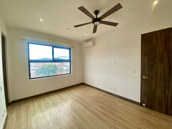 VENTA DE APARTAMENTO EN CONDOMINIO EN ESCAZÚ