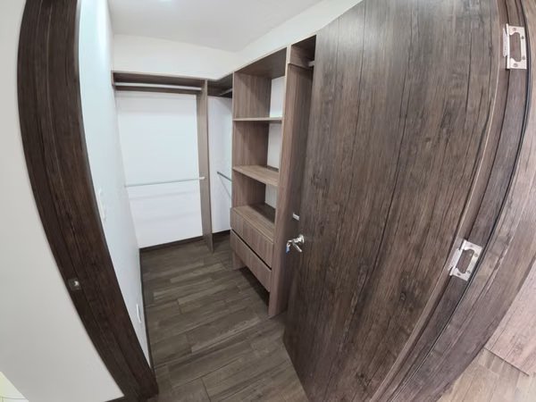 SE VENDE CASA EN CONDOMINIO CERCA DEL CENTRO DE MORAVIA