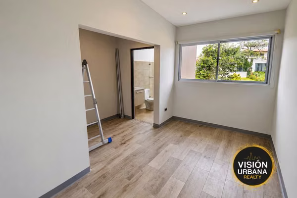 Casa de 3 Habitaciones en Condominio Veredas del Arroyo