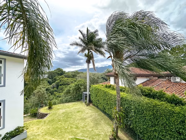 ALQUILER DE CASA EN VALLE DEL SOL