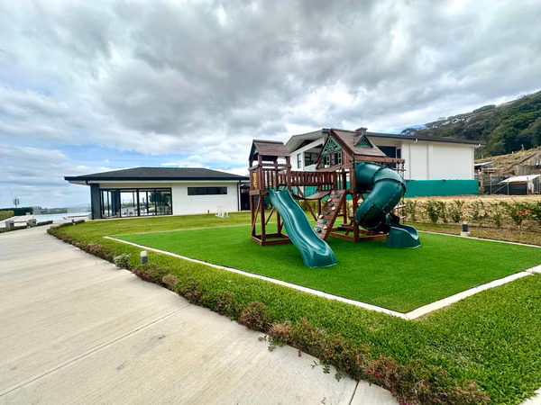 VENTA DE LOTE EN CONDOMINIO VISTA REAL - SANTA ANA