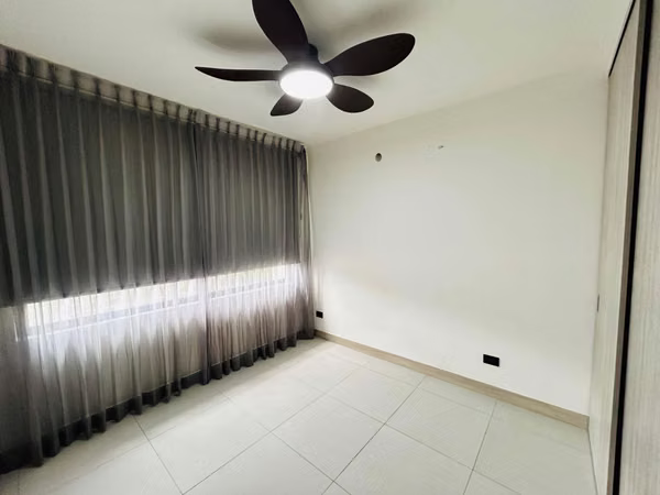 Se Vende Casa en condominio Lindora Village.