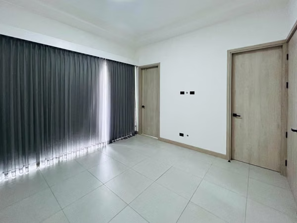 Se Vende Casa en condominio Lindora Village.