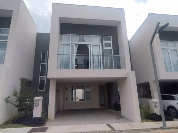 Se Alquila ( Alquiler) Casa en Guachipelín 310 Escazú, Cod GU 1538