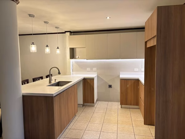 ALQUILER DE CASA EN CONDOMINIO BOULEVARD DEL SOL -LINDORA