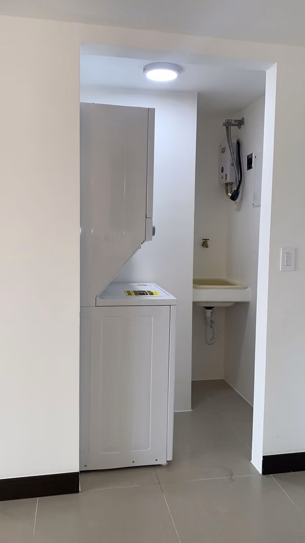 SE ALQUILA APARTAMENTO CON LINEA BLANCA CONDOMINIO KHAYA GRANADILLA DE CURRIDABAT