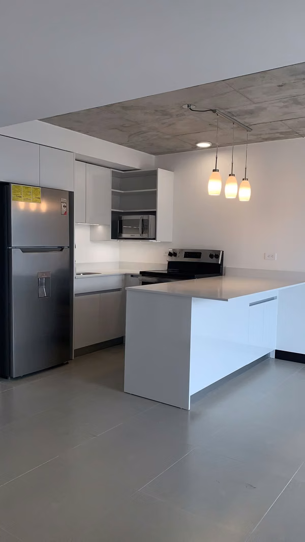 SE ALQUILA APARTAMENTO CON LINEA BLANCA CONDOMINIO KHAYA GRANADILLA DE CURRIDABAT
