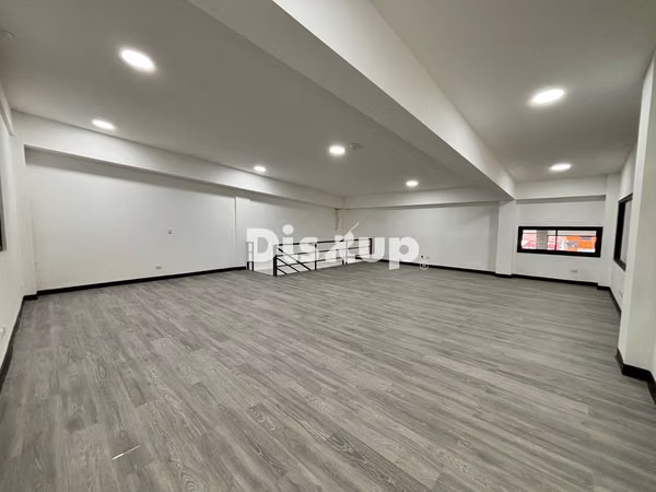 Alquiler de moderno local comercial. Alta tránsito y visibilidad. Cartago centro