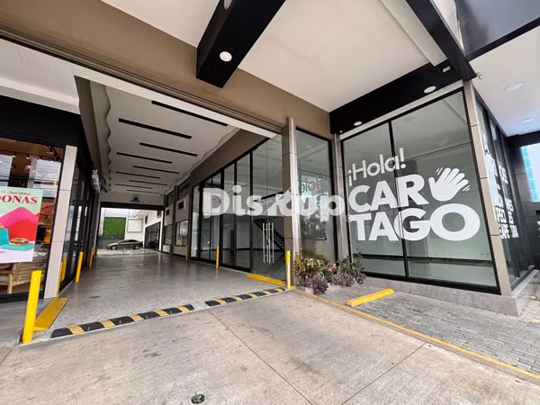 Alquiler de moderno local comercial. Alta tránsito y visibilidad. Cartago centro