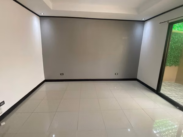 78436 / Casa moderna / Tres Ríos / Residencial Monserrat / Seguridad / Alta plusvalía