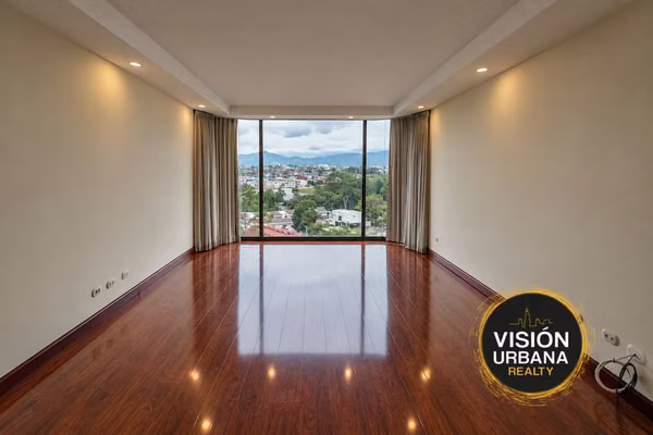 Apartamento de 3 Habitaciones en Condominio Altos de Marbella