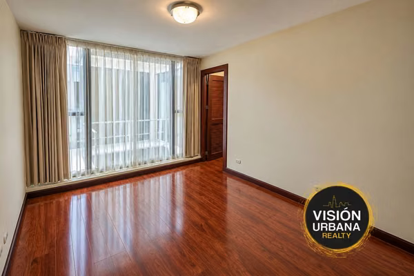 Apartamento de 3 Habitaciones en Condominio Altos de Marbella