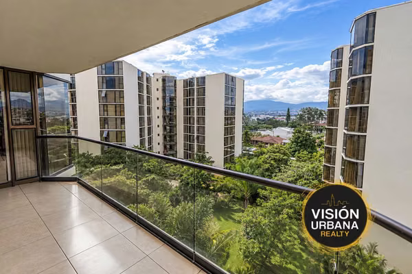 Apartamento de 3 Habitaciones en Condominio Altos de Marbella