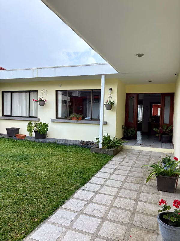 CASA INDEPENDIENTE DE UNA PLANTA | SAN VICENTE DE MORAVIA