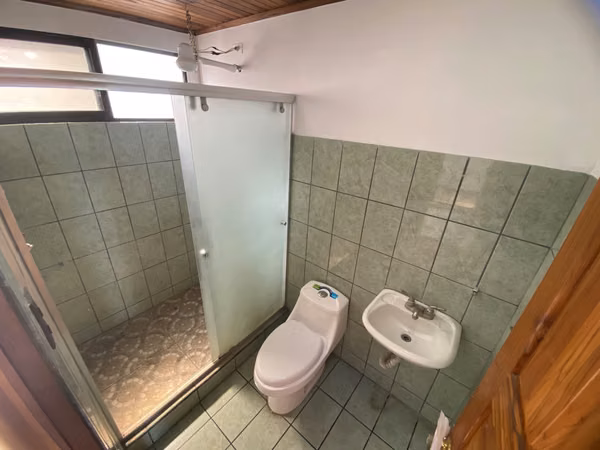 SE VENDE CASA, USO DE SUELO MIXTO, LA AURORA DE HEREDIA