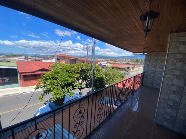 SE VENDE CASA, USO DE SUELO MIXTO, LA AURORA DE HEREDIA