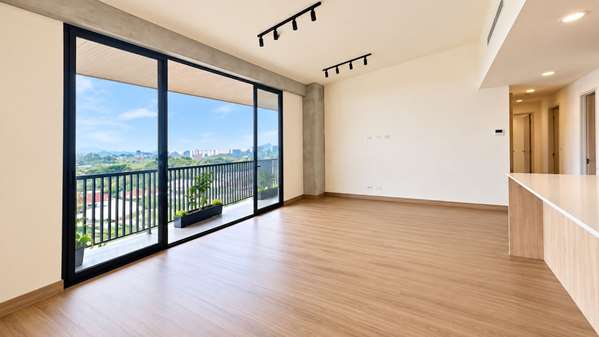 APARTMENT RENTAL WITH WHITE LINE / NORTHERN SAVANNAH