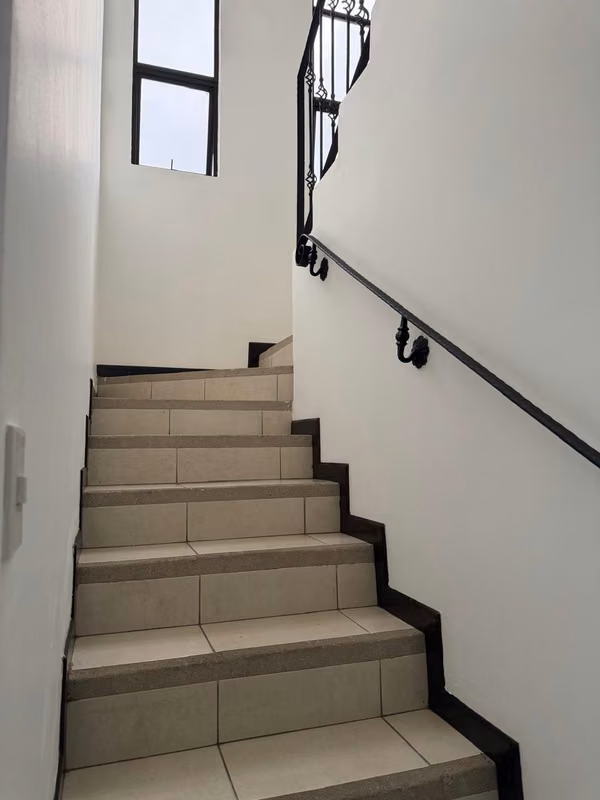 Lindo Apartamento Amueblado-IICA CORONADO