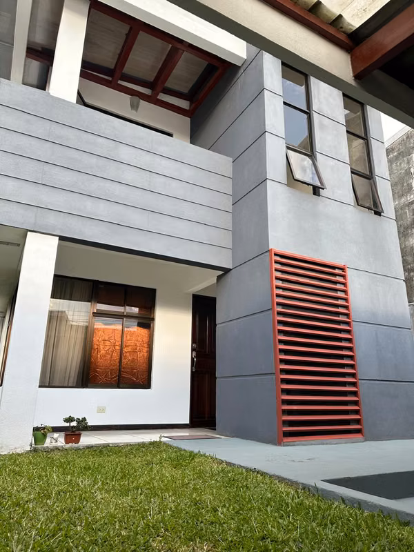 Lindo Apartamento Amueblado-IICA CORONADO