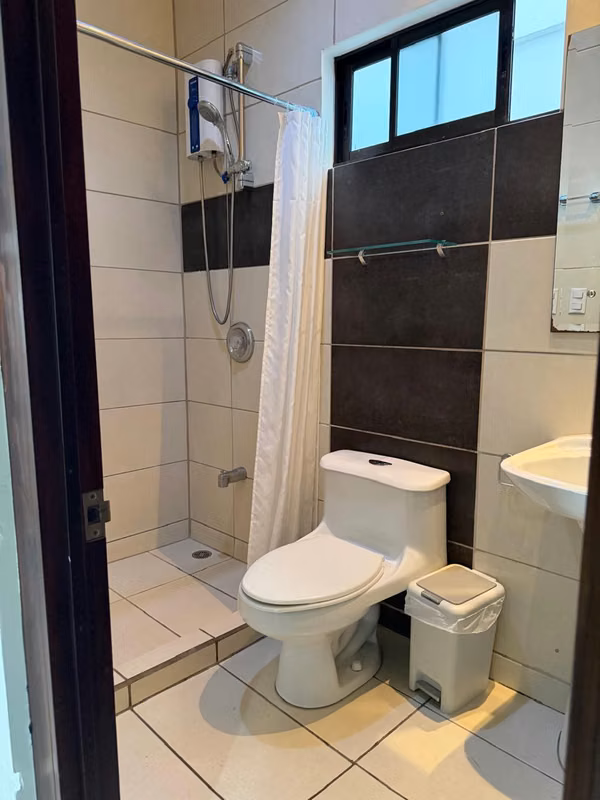 Lindo Apartamento Amueblado-IICA CORONADO