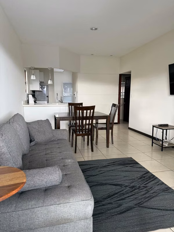 Lindo Apartamento Amueblado-IICA CORONADO