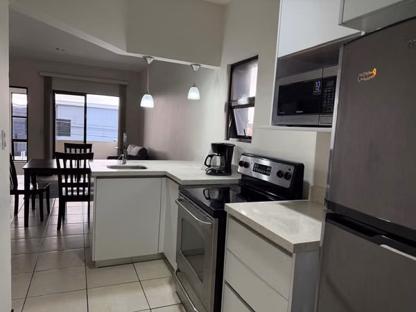 Lindo Apartamento Amueblado-IICA CORONADO