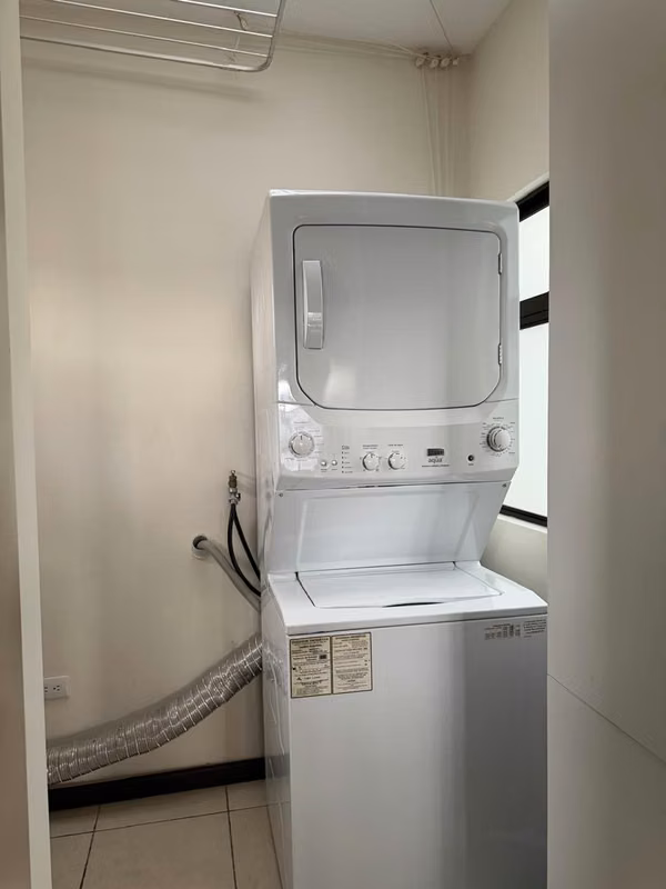 Lindo Apartamento Amueblado-IICA CORONADO