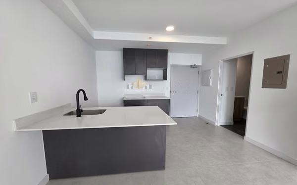 Alquiler o Venta de Apartamento a Estrenar Cond. SKy Garden Sabana, San Jose