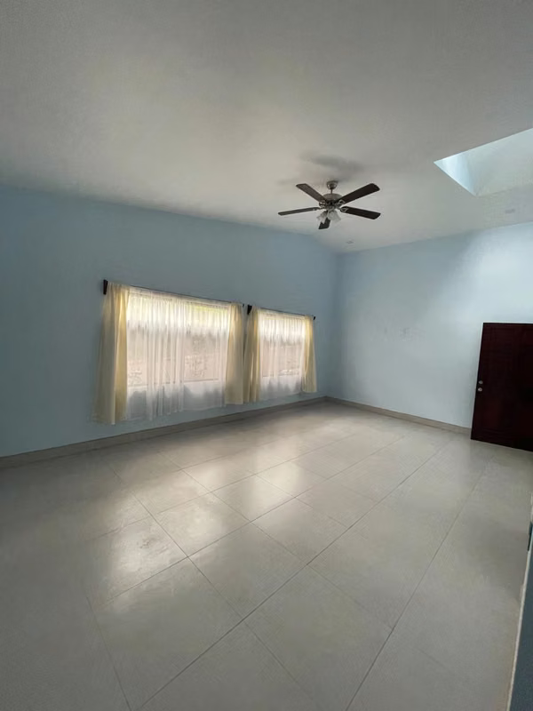 Cachi Sequine House