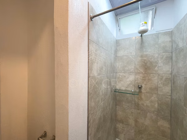 Apartamento en Primer Piso con Servicios Incluidos | Cristo de Sabanilla