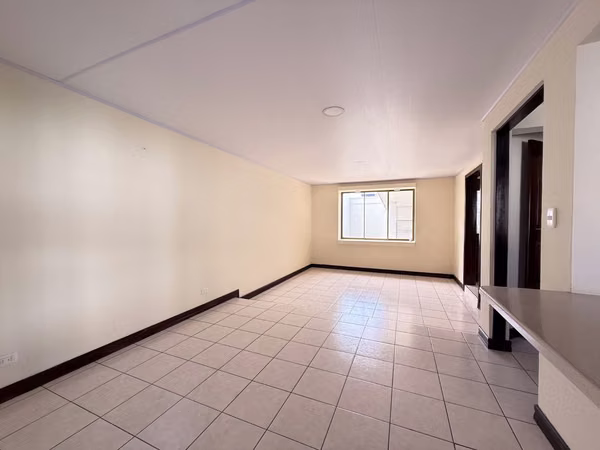 Casa en venta en San Pablo de Heredia | Urbanización Compostela